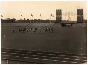 Sportstadion, Hindenburg: Sportstadion mit Sportfeld, Laufbahn und Zuschauerplätzen
