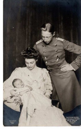 Kronprinz Wilhelm von Preußen mit Familie
