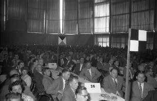 Bundestreffen des Verbands ehemaliger Angehöriger des deutschen Afrika-Korps in Karlsruhe.