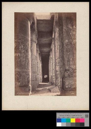 Thèbes. Medinet Abou. Galeries de la 2e cour