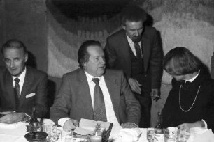 Basel: Hotel International; Gruppen mit DB Präsident Dipl.-Ing. Heinz Bubel