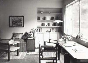 Wohn- und Arbeitszimmer