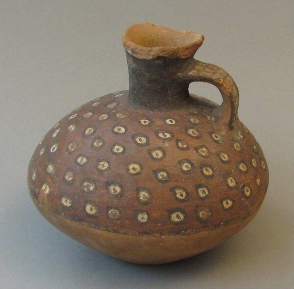 Clay vessel