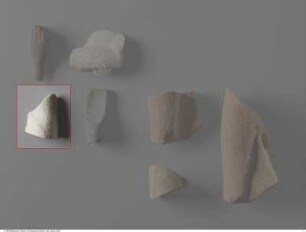 Fragment einer Statue, Teil eines Beines (?)