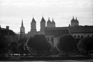 Jassy: Silhouette, Kirchtürme der Stadt