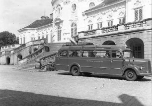 Stuttgart Schloß Solitude Bahnbus Mercedes O 321