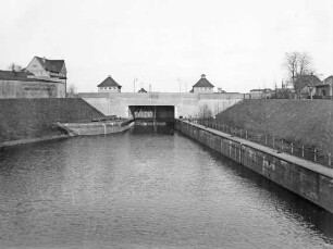 Unterschleuse des Südabstiegs zur Weser in Minden