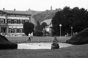 Weinheim: Schloss mit Turm und Tor