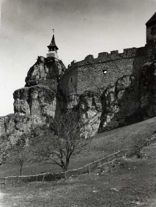 Kirchensittenbach-Hohenstein (Kirchensittenbach). Burg (1101/1200)