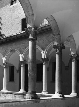 Ravenna. San Vitale. Kreuzgang (1501/1600)
