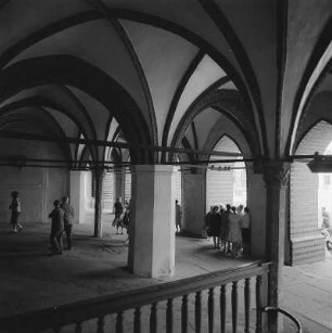 Stralsund. Rathaus, Laubenhalle
