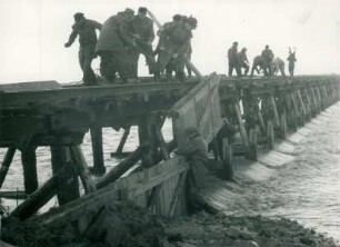 Deichbau Hindenburgdamm - Süd, 1954