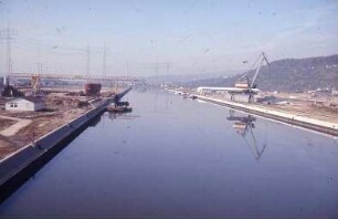 Plochingen, Hafenbecken, flussabwärts