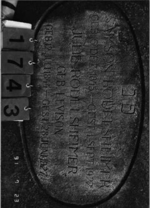 Grabstein 1743 [Hahn S. 178 Grab-Nr. 2531/32]: Grabstein 1743 (Detailaufnahme) [Hahn S. 178 Grab-Nr. 2531/32]