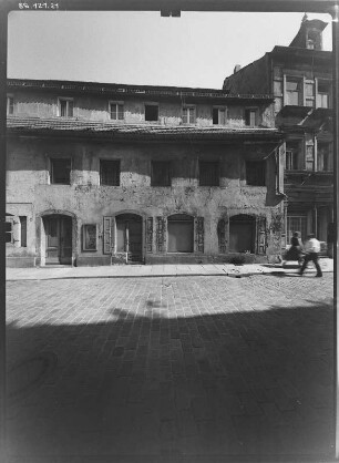 Pirna-Altstadt, Schuhgasse 14. Wohnhaus. Straßenfront (Teilansicht)