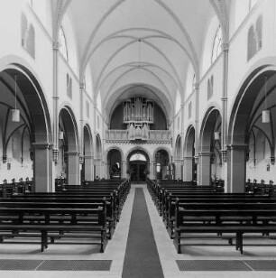 Kath. Pfarrkirche St. Christophorus; Selters, Brunnenstraße 16