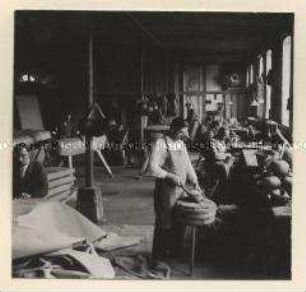 Frankenthal, Schulmöbelfabrik Pfeifer, Sattlerei