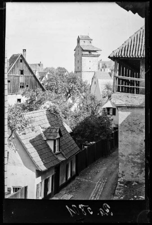 Nördlingen. Stadtmauer mit Blick auf das Reimlinger Tor