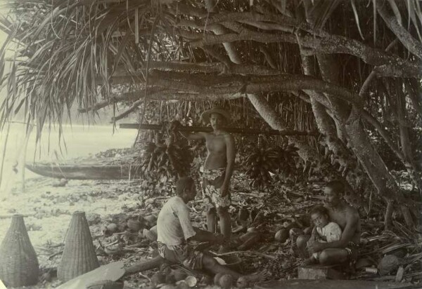 "Banana bearer.Tiarei, Tahiti"