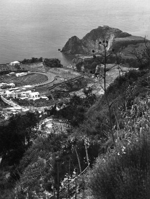 Ischia-Sant'Angelo. Blick zur vorgelagerten Insel