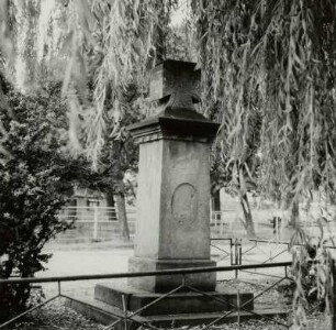 Denkmal für die Gefallenen des 1. Weltkrieges : Denkmal für die Gefallenen des 1. Weltkrieges. Sandstein (nach 1918). Dohma-Goes, Dorfstraße