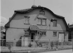 Dresden-Friedrichstadt, Bremer Straße 16. Wohn- und Verwaltungsgebäude der ehemaligen königlichen Lymphanstalt (um 1910)