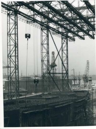 Howaldtswerke-Deutsche Werft, Hamburger Industrie