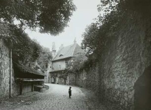 Bautzen, Ortenburg, Blick zum Hofrichterhaus mit Arrestzelle