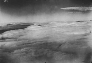 Wolken (Polarfahrt LZ 127 Graf Zeppelin 1931)