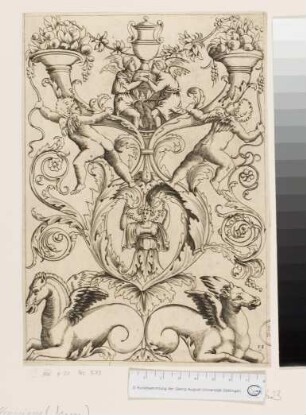 Ornament mit Kandelaber auf Seepferden