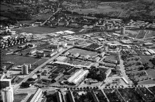 Freiburg: Industriegebiet West, von Norden, Lörracher Straße, Basler Landstraße
