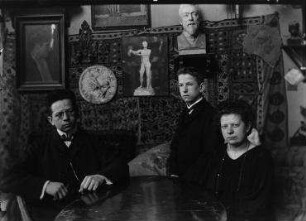 Ohne Titel (Hans, Walter und Margarete Zille)