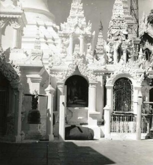 Myanmar (Burma), Rangoon (Rangun). Shwe-Dagon-Pagode (14. Jahrhundert)