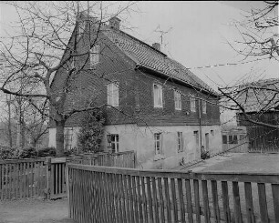Erlbach-Kirchberg, Vierseithof, 19. Jh.