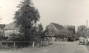 Straßenraum in Bautzen : Dróha w Ćichońcy