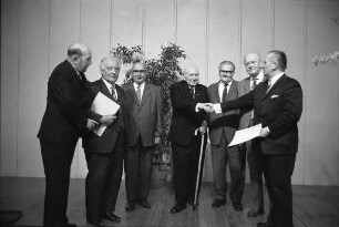 Ehrung von langjährigen Mitgliedern der Deutschen Angestellten Gewerkschaft DAG im der Stadthalle Karlsruhe
