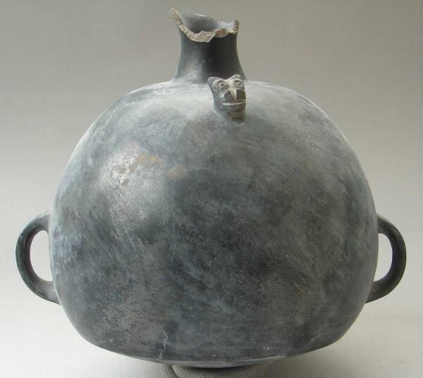 Clay vessel