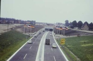 Tunnel Rendsburg, südl. Tunneleinfahrt