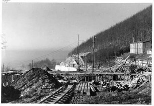 Stützmauerbau oberhalb Aichelberg