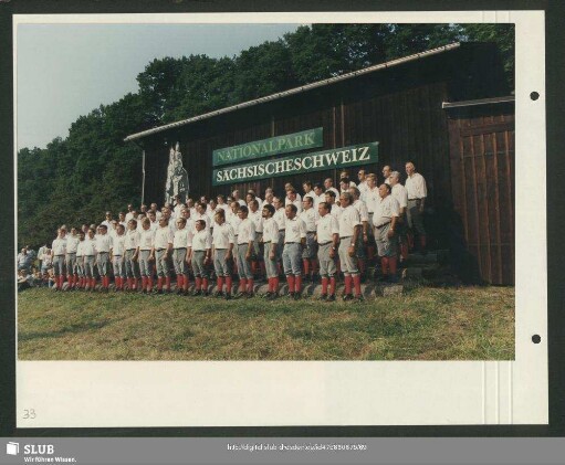 Bergsteigerchor auf der Wildwiese zum Bergsingen