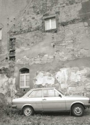 Dippoldiswalde, Altenberger Straße 3. Wohnhaus. Giebelansicht mit starken Putzschäden