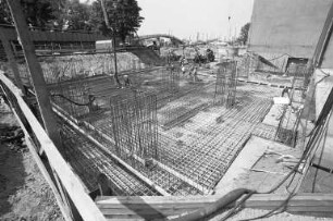 Bau des Heizkraftblocks III beim Heizkraftwerk West