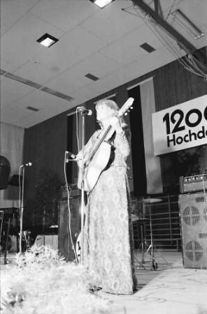 Hochdorf: Mooswaldhalle; bunter Abend; Lisa Fitz