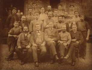 Gruppenfoto Belegschaft