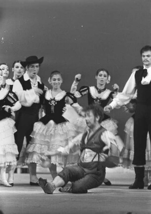 Szenenbilder aus "Don Quixote", Ballett mit Musik von Leo Spies. Staatsoper Berlin, Premiere 10.06.1969