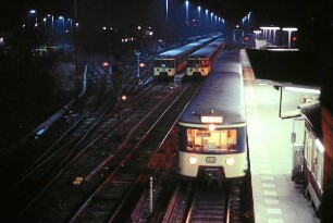 Hamburg: Poppenbüttel: Bahnhof