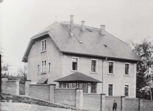 Dresden-Trachenberge. Erziehungsanstalt, Mädchenhaus, Radeburger Ecke Weinbergstraße, Ansicht von Nordosten