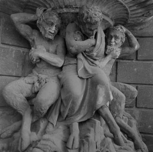 Wandbrunnen : Dresden. Zwinger. Wandbrunnen (1701/1800) am Deutschen Pavillon