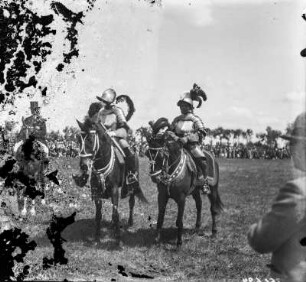 Ritterspiele in der Harzregion (vielleicht auch Teil einer Historiendarstellung oder eines Festzuges)