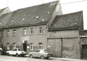 Belgern, Rolandstraße 4. Wohnhaus (19. Jh.) mit Seitengebäude